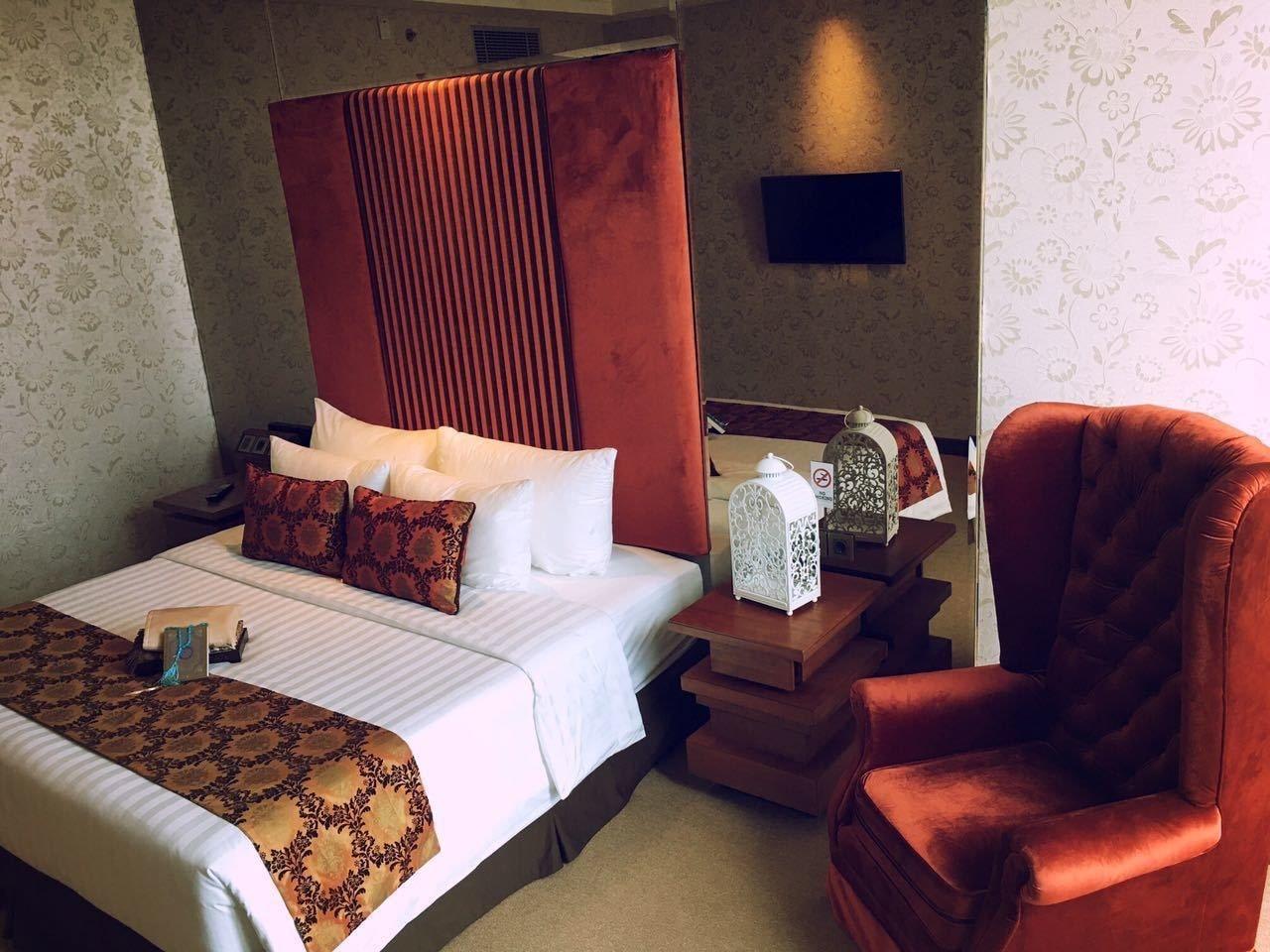 Cinnamon Hotel Boutique Syariah Tutugan Exterior foto