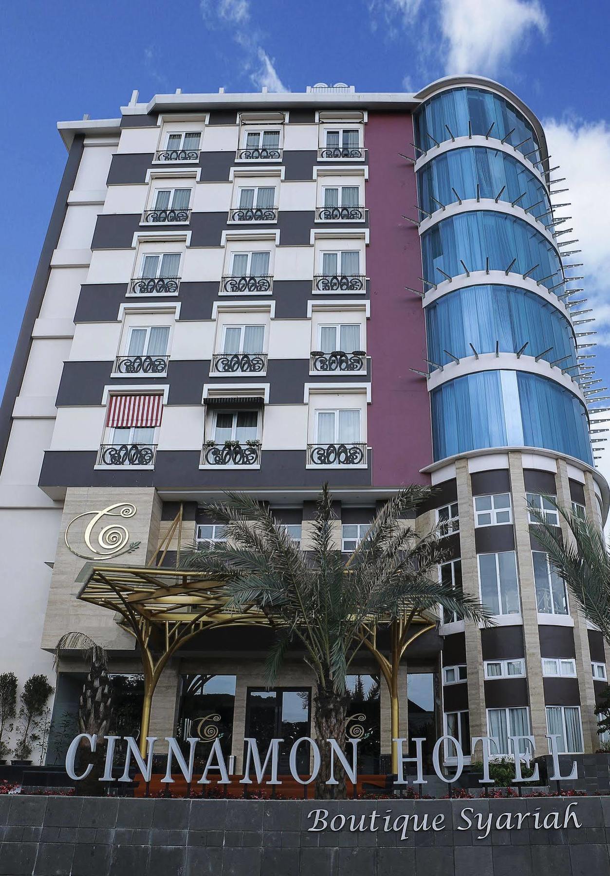 Cinnamon Hotel Boutique Syariah Tutugan Exterior foto