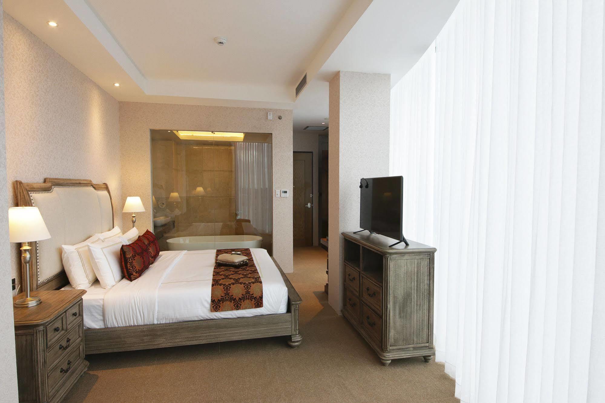Cinnamon Hotel Boutique Syariah Tutugan Exterior foto
